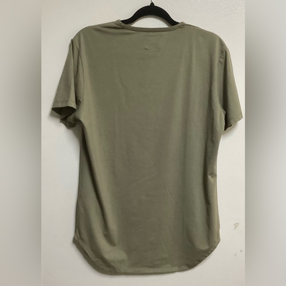 Cuts Elongated T-Shirt.  M - Picture 2 of 3